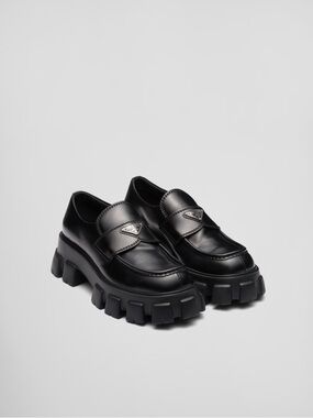 100% authentic Prada monolith loafer size 40.5